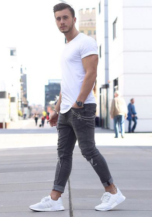 phoi do voi giay sneaker nam