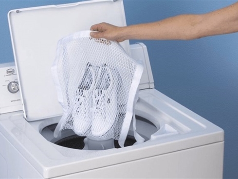 cach ve sinh giay vai