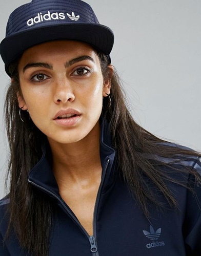 doi mu luoi trai dep