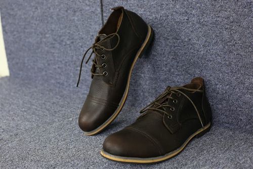 giay clarks o vincom