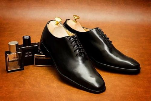 Giay da nam hang hieu gucci