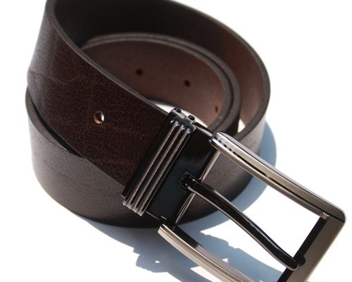 Bấm lỗ dây nịt