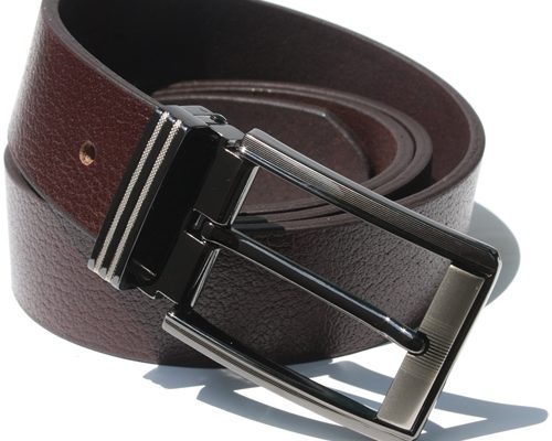 Bấm lỗ thắt lưng