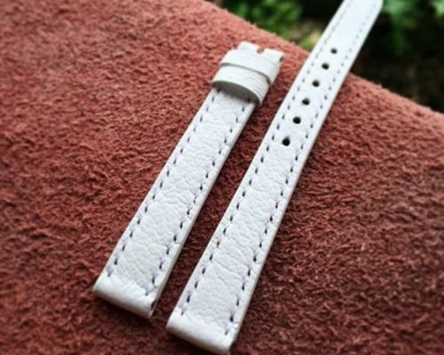 Cách vệ sinh dây da đồng hồ