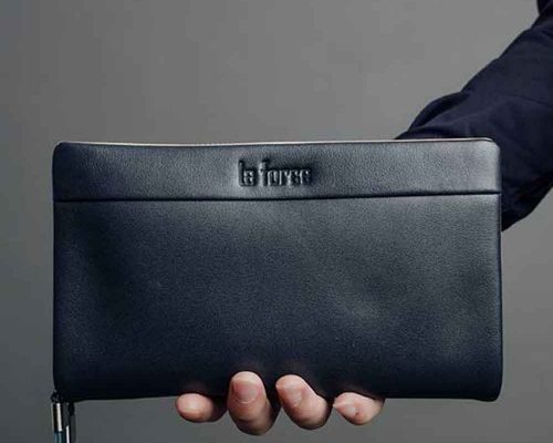 ví da cầm tay nam