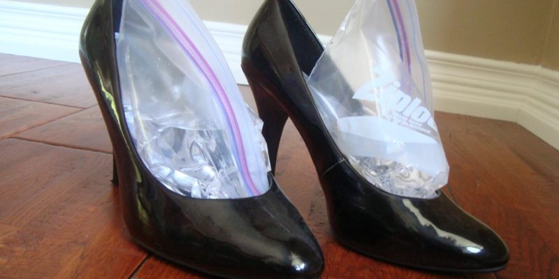 cách làm rộng giày