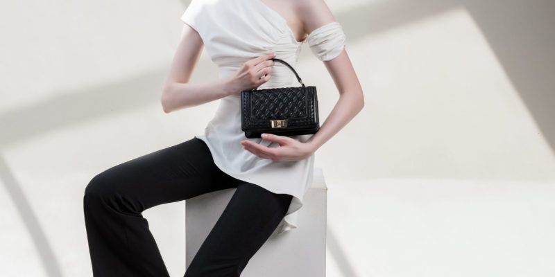 Quy tắc phối màu quần áo, phụ kiện như nào để ăn mặc đẹp hơn?