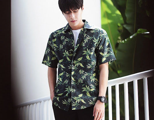 Những mẫu áo sơ mi họa tiết nam phong cách nhất năm 2021