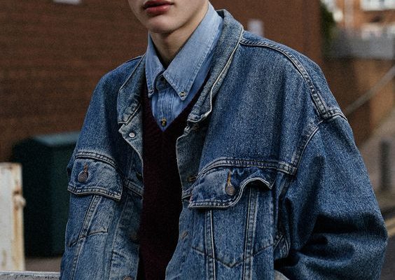 Mặc áo khoác oversize như thế nào đúng chuẩn phong cách