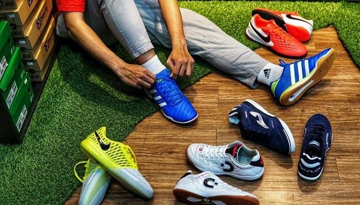 Tổng hợp cách buộc dây giày thể thao hợp thời trang nhất