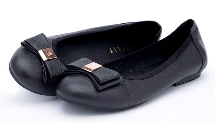 Nên mua giày gì để tặng mẹ nhân ngày sinh nhật?