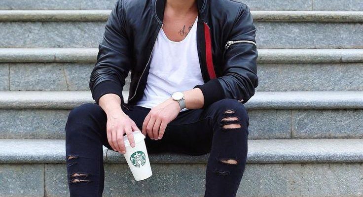 Gợi ý 10  cách mix giày thể thao với quần jean