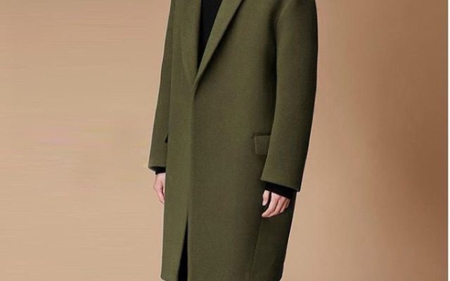 Cách kết hợp áo dạ với quần jeans đẹp chuẩn từng milimet