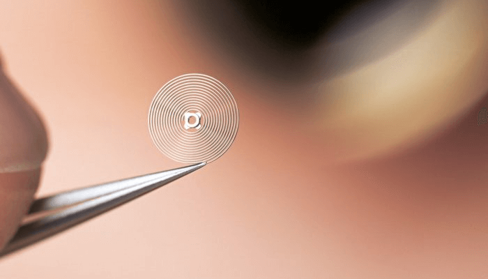 Nguyên nhân và cách xử lý đồng hồ cơ bị đứt dây cót