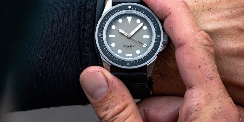 Đồng hồ Unimatic x Hodinkee Model One U1-H Limited Edition