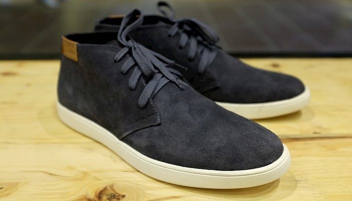 Cách làm sạch giày da lộn nhanh nhất không sử dụng hóa chất