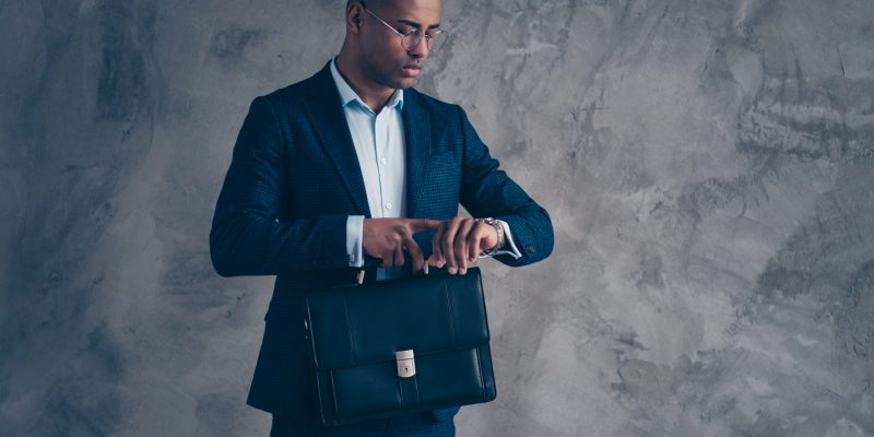 6 lý do nên mang theo cặp công việc