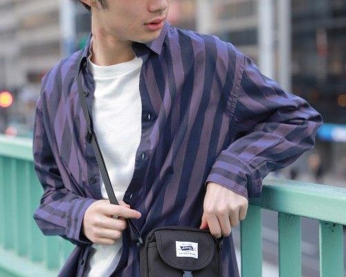 cach phoi do voi tui deo cheo nam