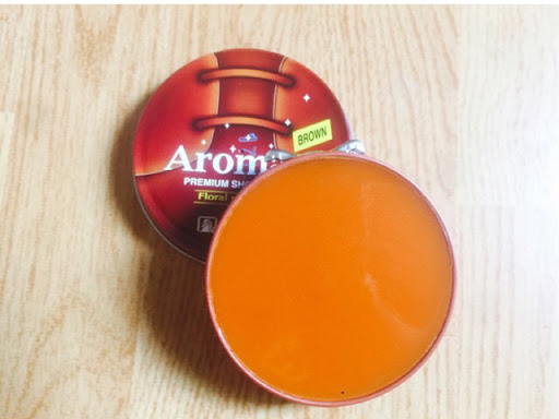 cach lam sach tui da mau vang