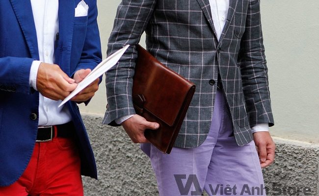 Phối đồ với clutch nam – Tưởng khó mà dễ không tưởng!